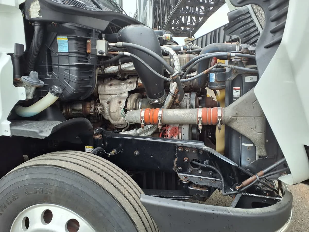 2018 Freightliner Cascadia in Newark, NJ — photo 11
