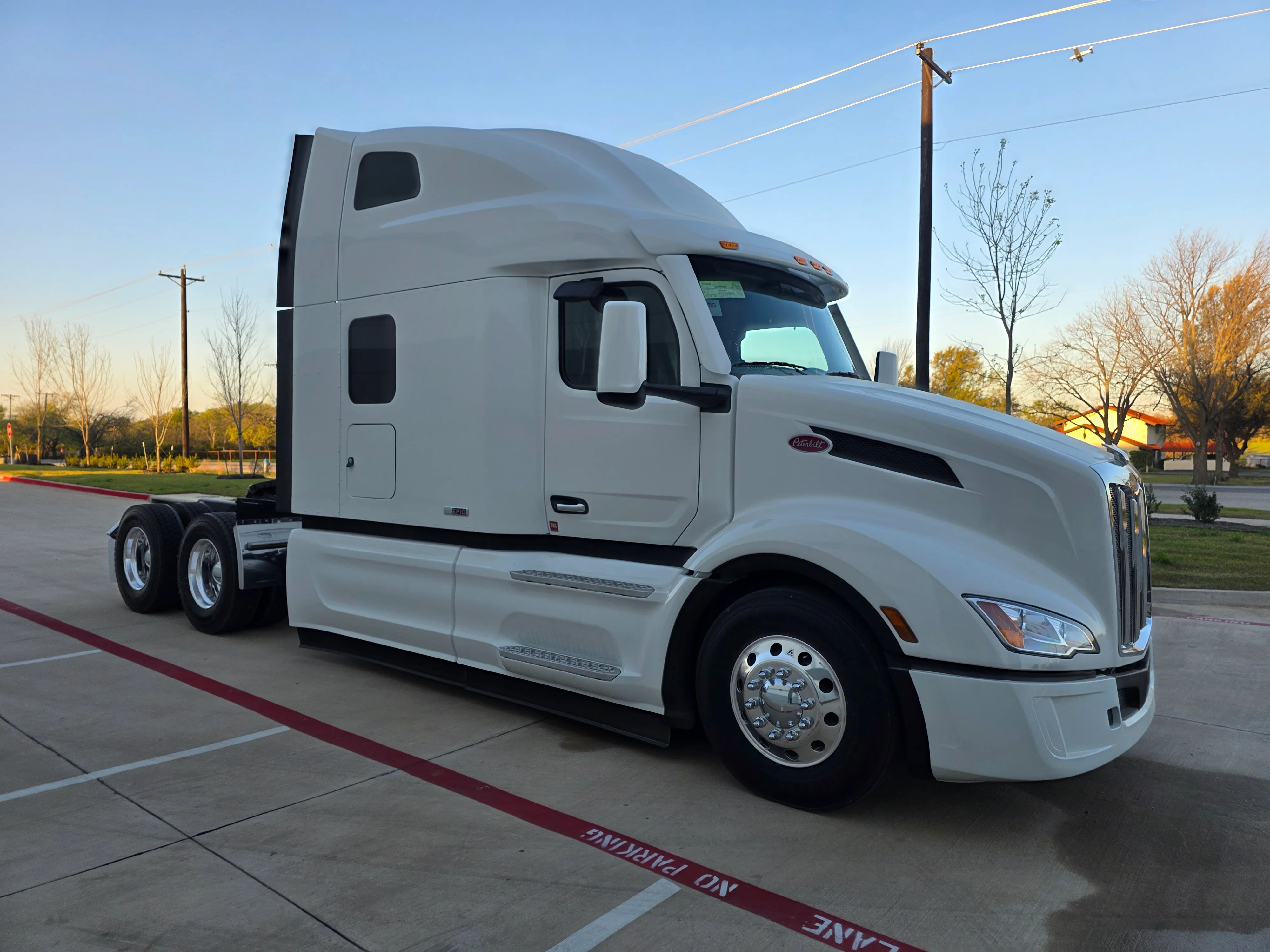 2027 Peterbilt 579 in Dayton, OH — photo 7