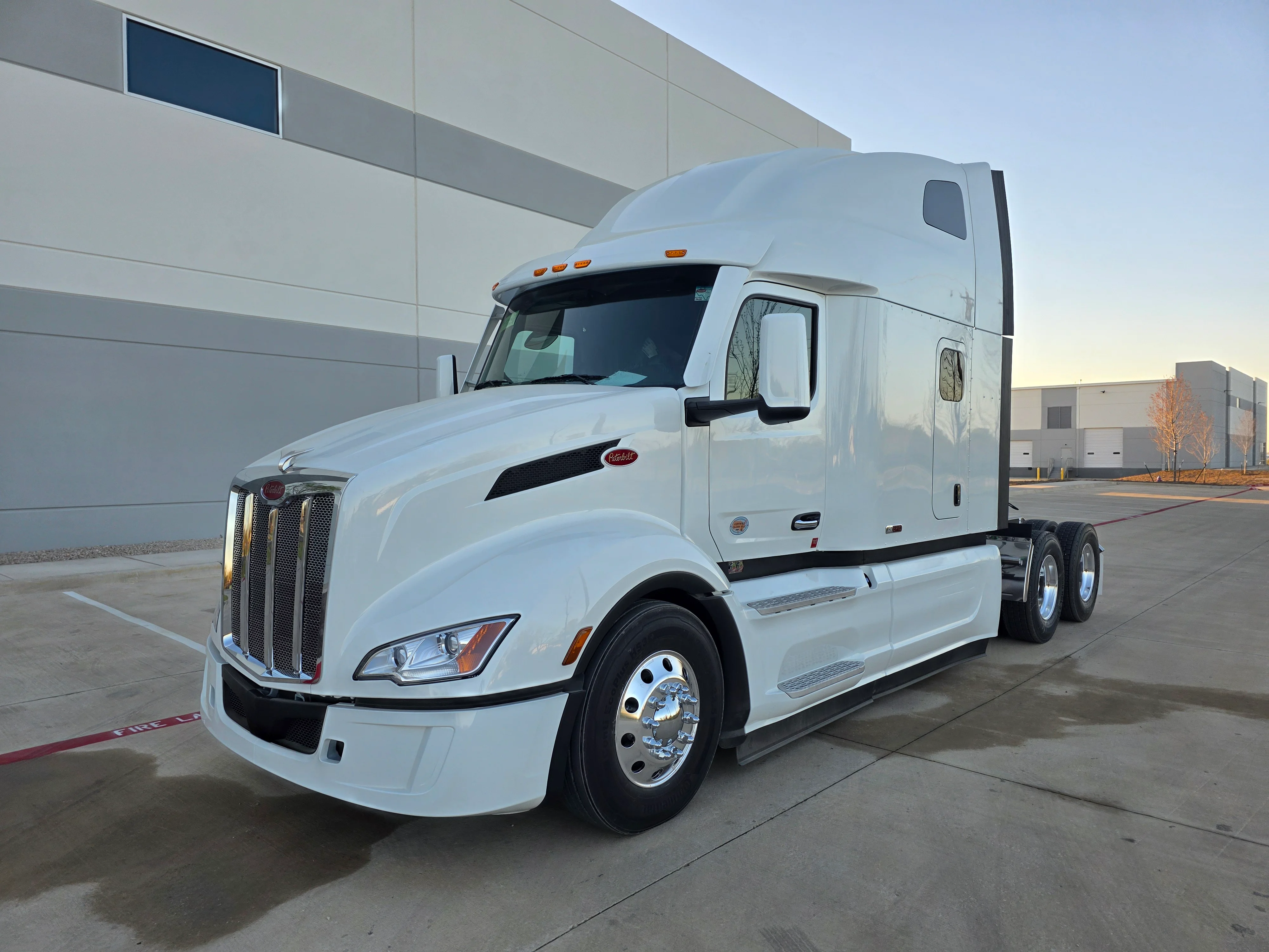 2027 Peterbilt 579 in Dayton, OH