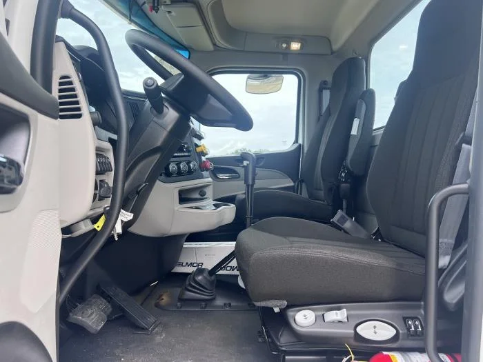 2026 Peterbilt 589 — photo 12