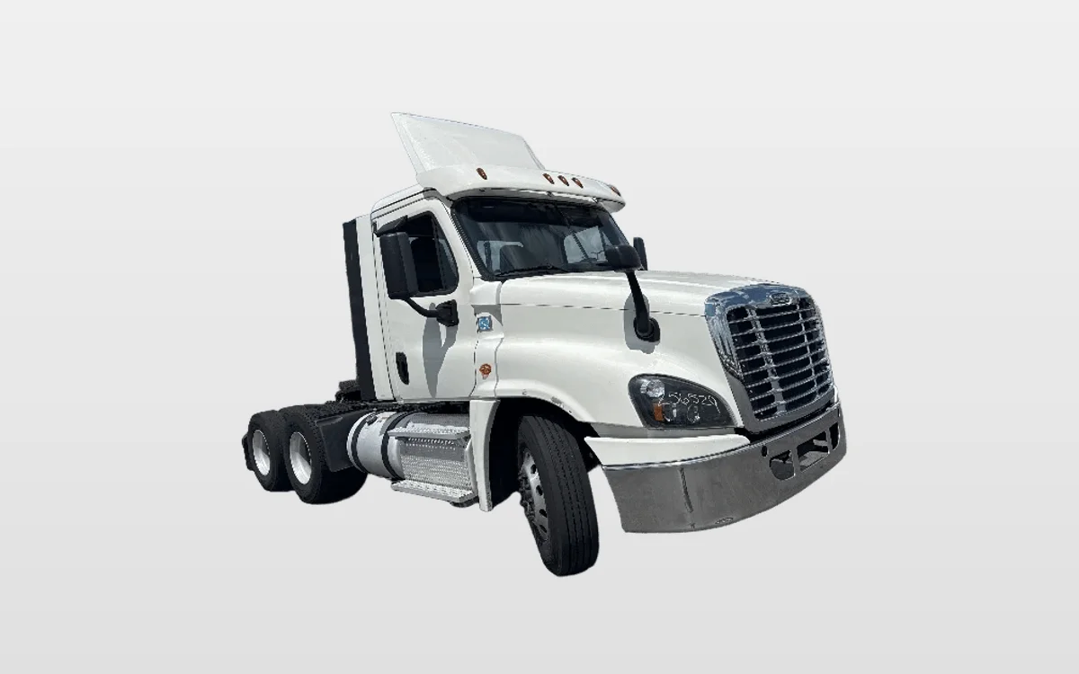 2019 Freightliner - image 1
