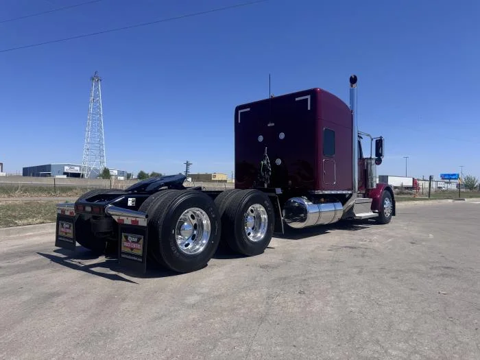 2027 Peterbilt 589 in Oklahoma City, OK — photo 7