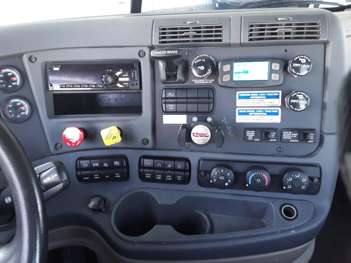 2019 Freightliner Cascadia in Hilliard, OH — photo 9