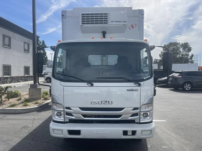 2025 Isuzu NRR - image 8