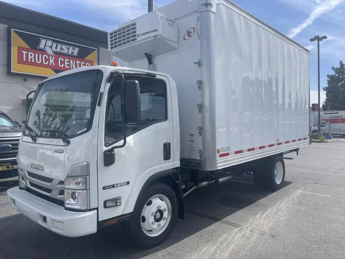 2025 Isuzu NRR - image 2