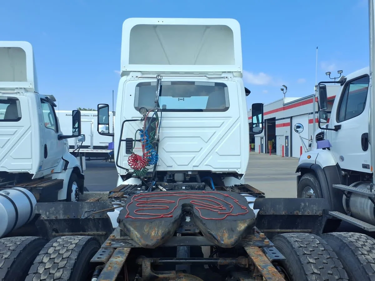 2019 International RH - image 5