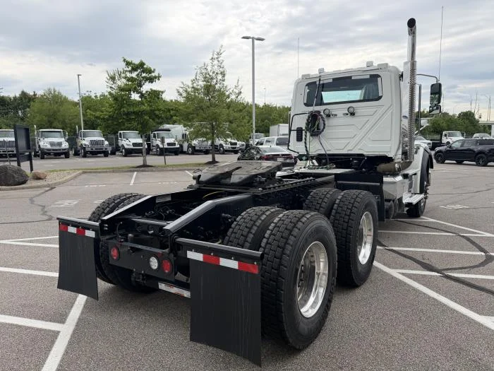 2026 International HX in Cincinnati, OH — photo 8