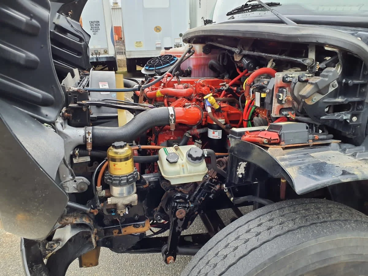2018 Freightliner M2 106 in Springfield, MA — photo 10