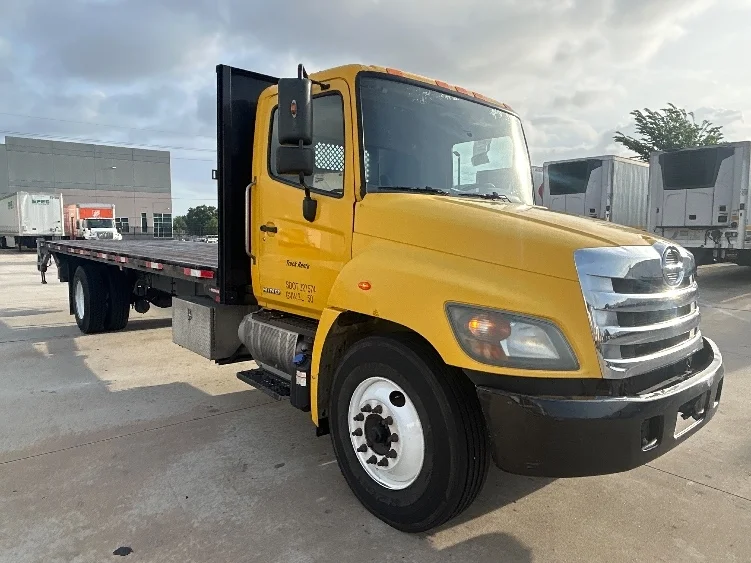 2019 Hino 268 in Houston, TX