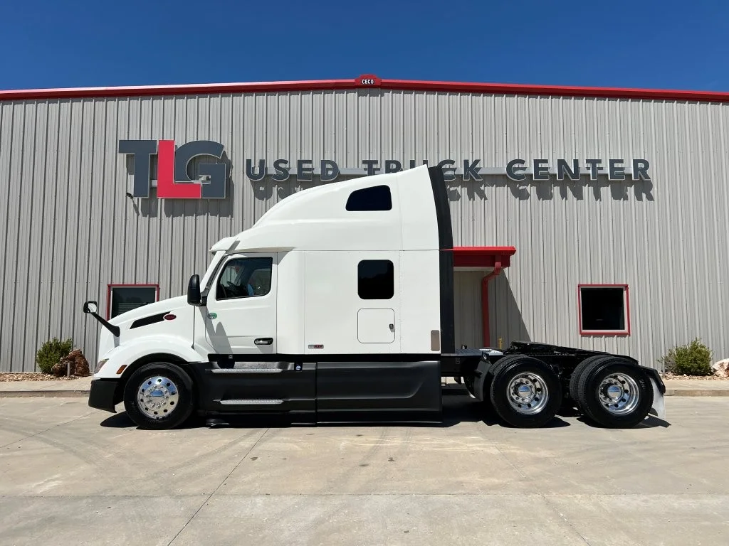 2021 Peterbilt 579 in Dayton, OH — photo 4