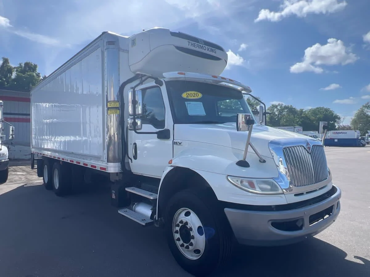 2020 International MV in Tampa, FL — photo 3