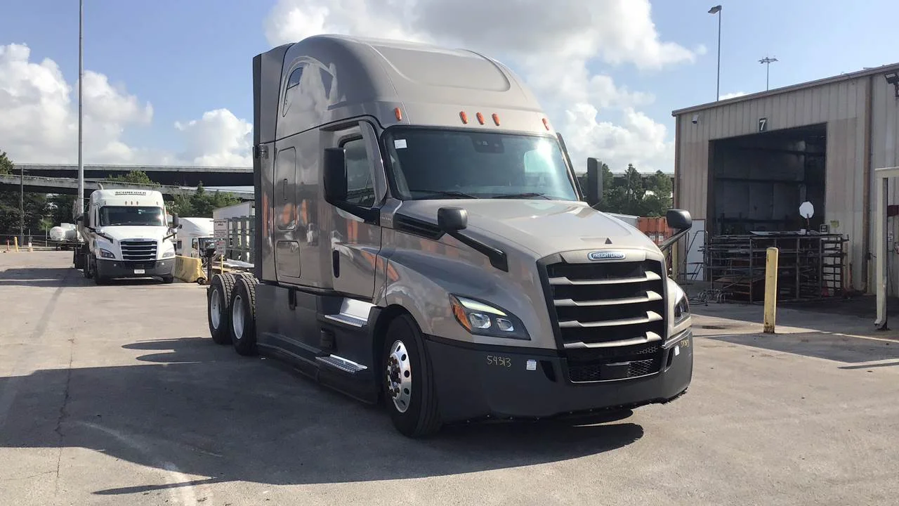 2023 Freightliner Cascadia in Houston, TX