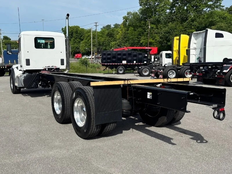 2024 Peterbilt 567 in Knoxville, TN — photo 12