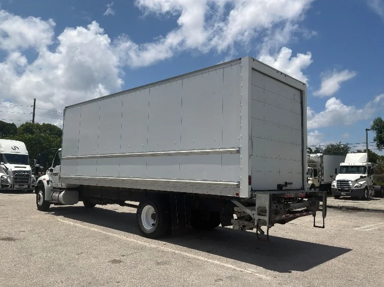 2020 International MV in Pompano Beach, FL — photo 6