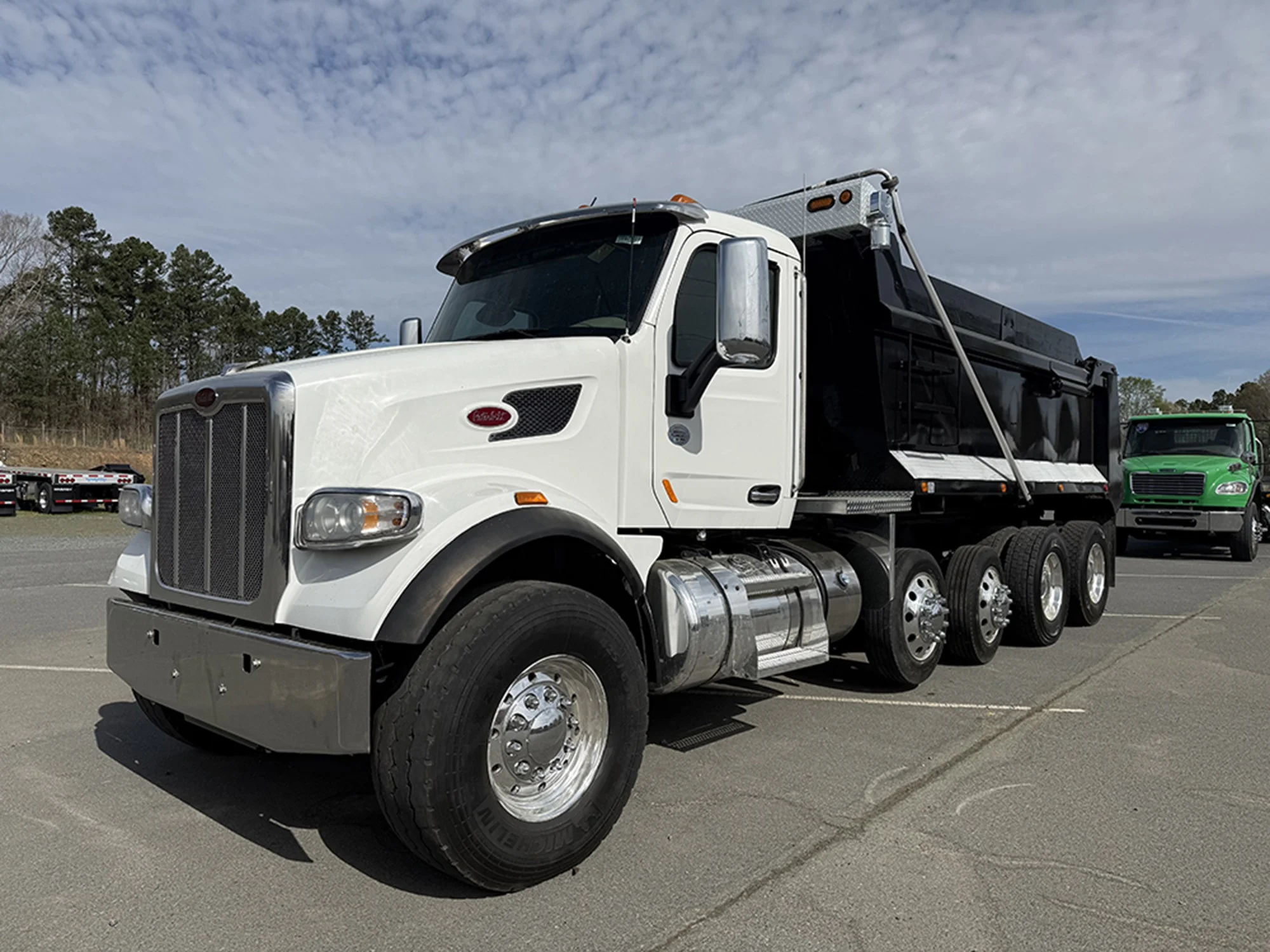 2019 Peterbilt 567