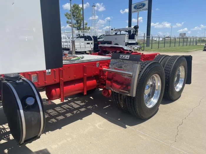 2022 Peterbilt 567 - image 15