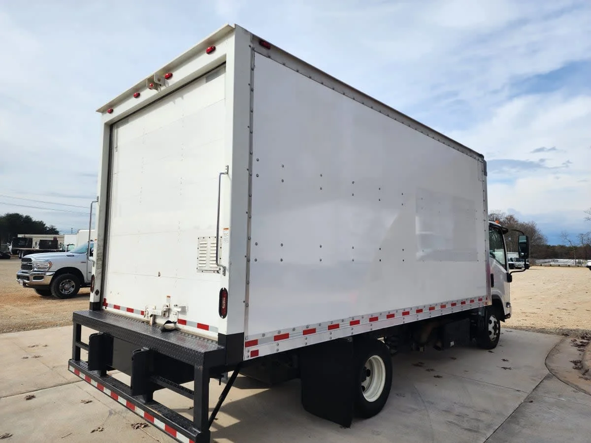 2020 Isuzu NPR - image 4