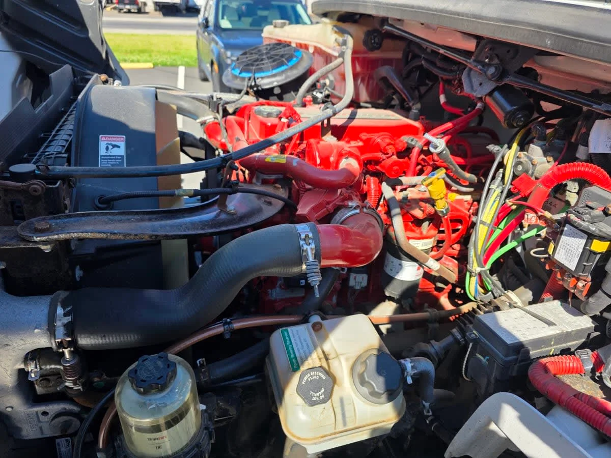 2019 Freightliner M2 106 in Syracuse, NY — photo 10