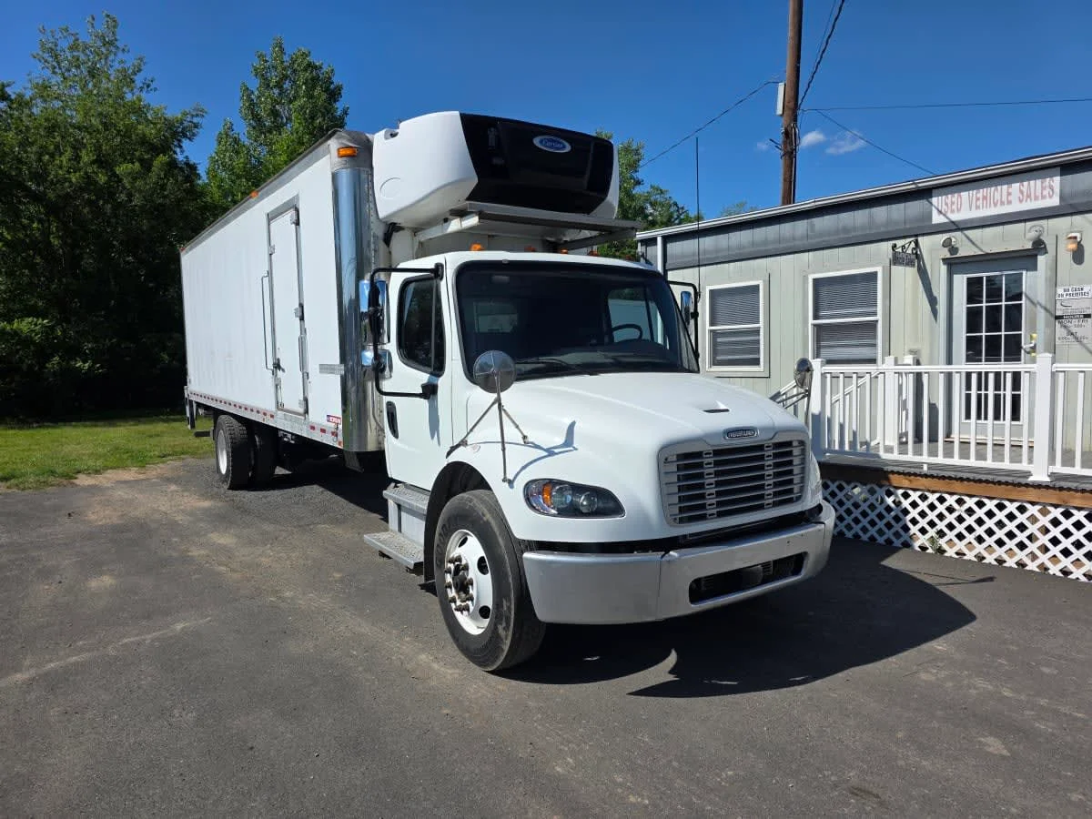 2019 Freightliner M2 106 in Syracuse, NY — photo 3
