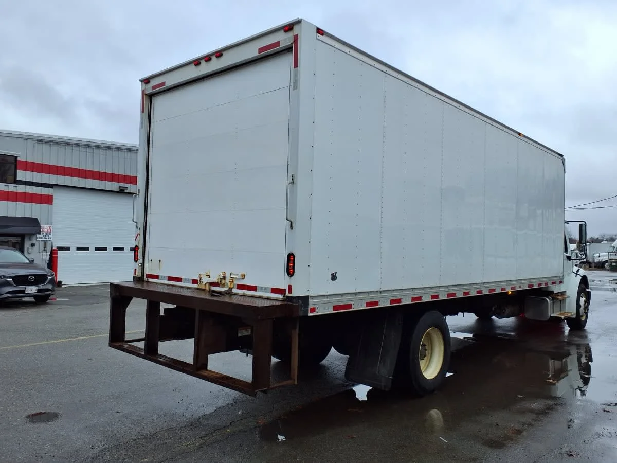 2020 Freightliner M2 106 in Salisbury, MA — photo 4