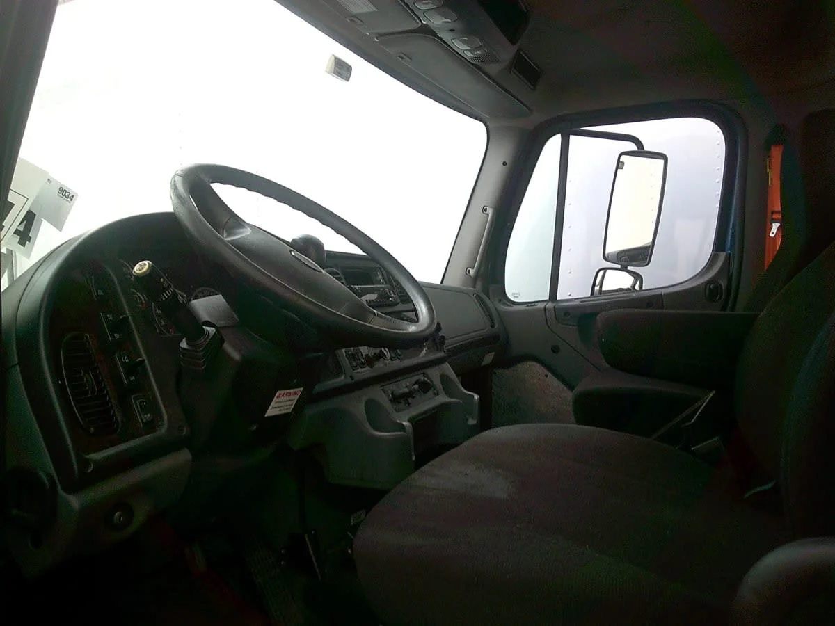 2020 Freightliner M2 106 in Beltsville, MD — photo 6