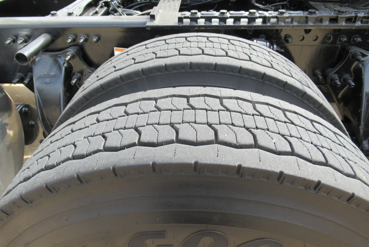 2024 Freightliner Cascadia - image 10