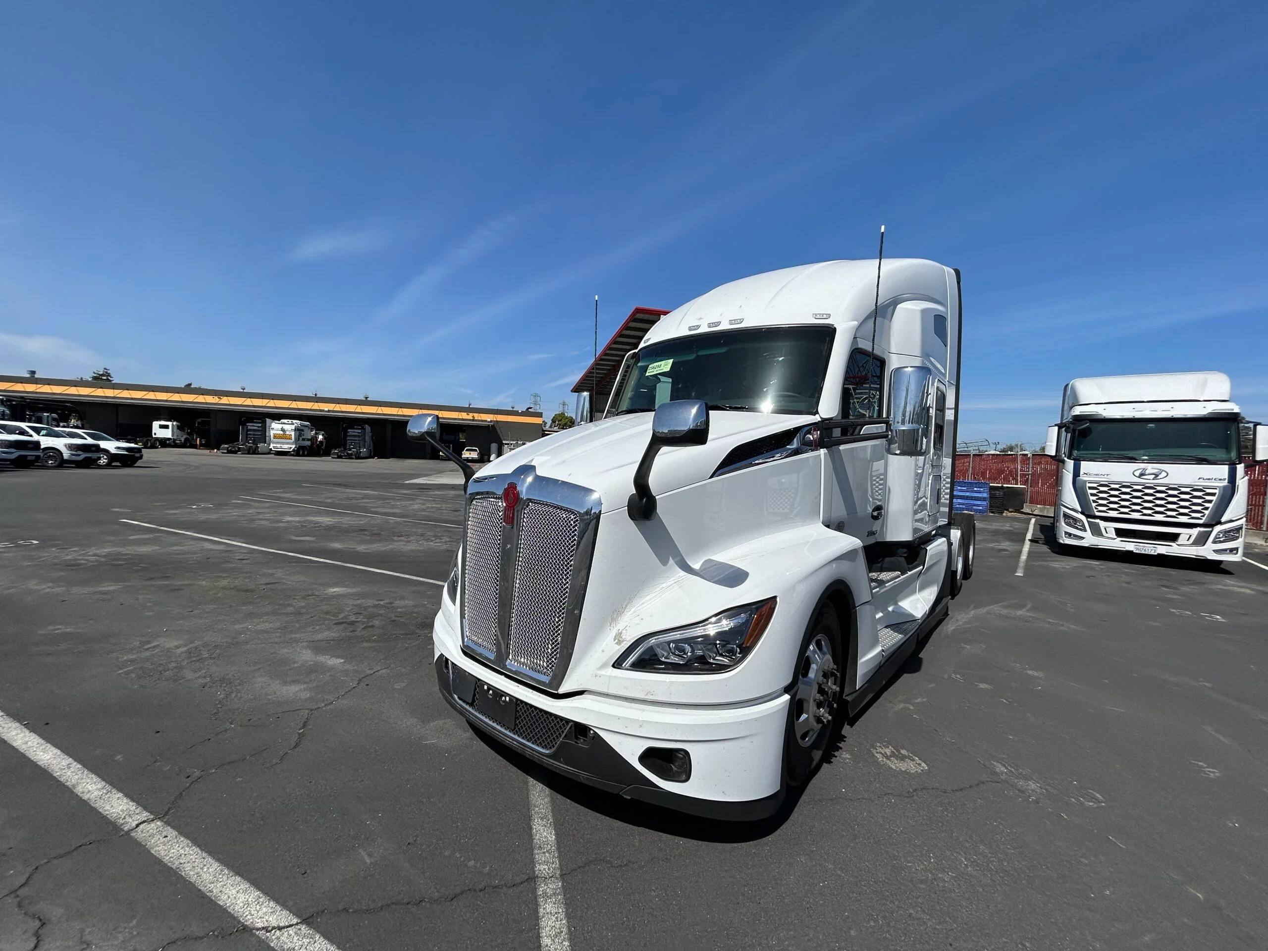 2027 Kenworth T680 in San Leandro, CA