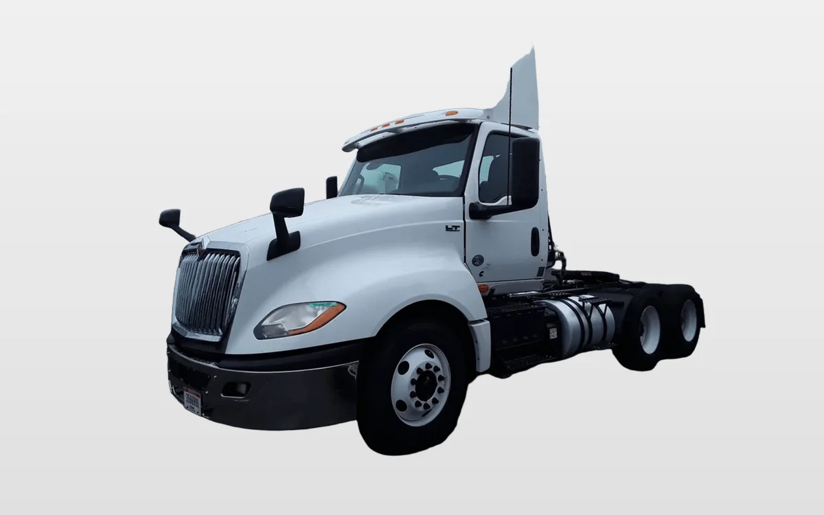 2019 International - image 1