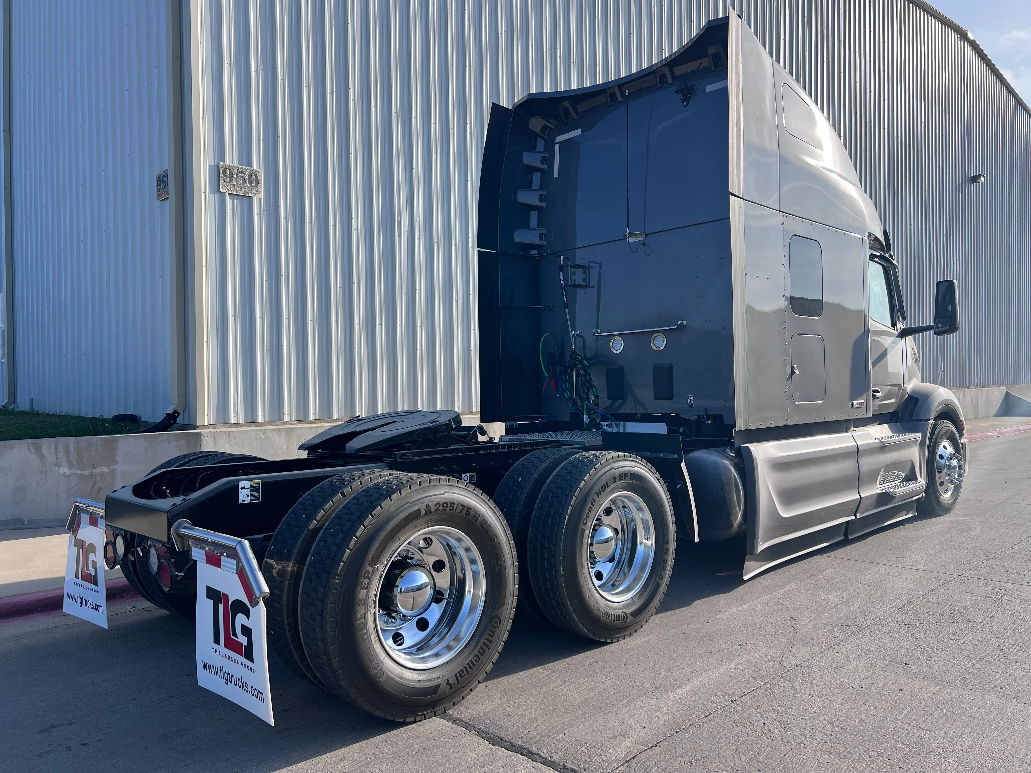 2027 Peterbilt 579 in Joplin, MO — photo 5