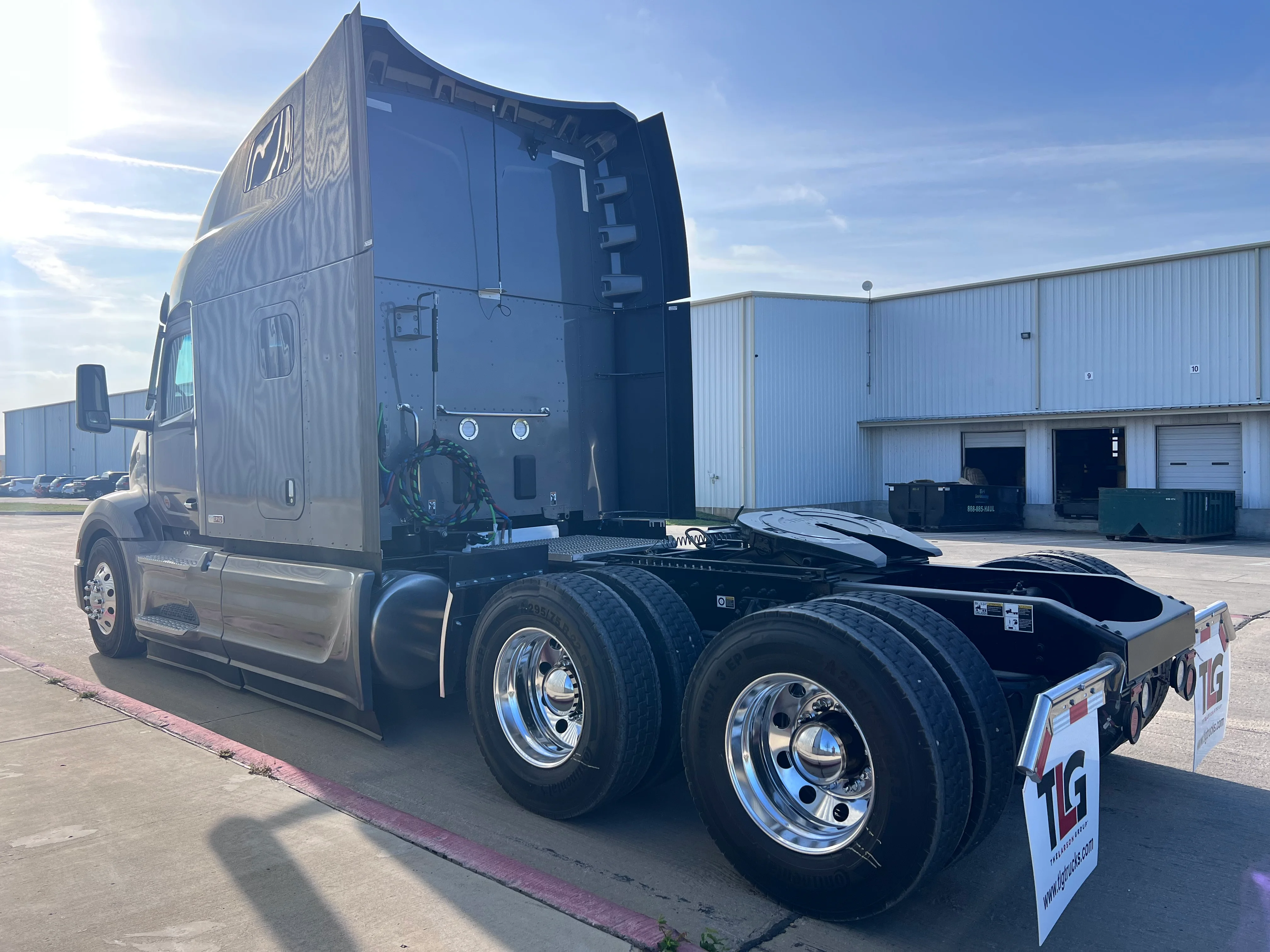 2027 Peterbilt 579 in Joplin, MO — photo 3