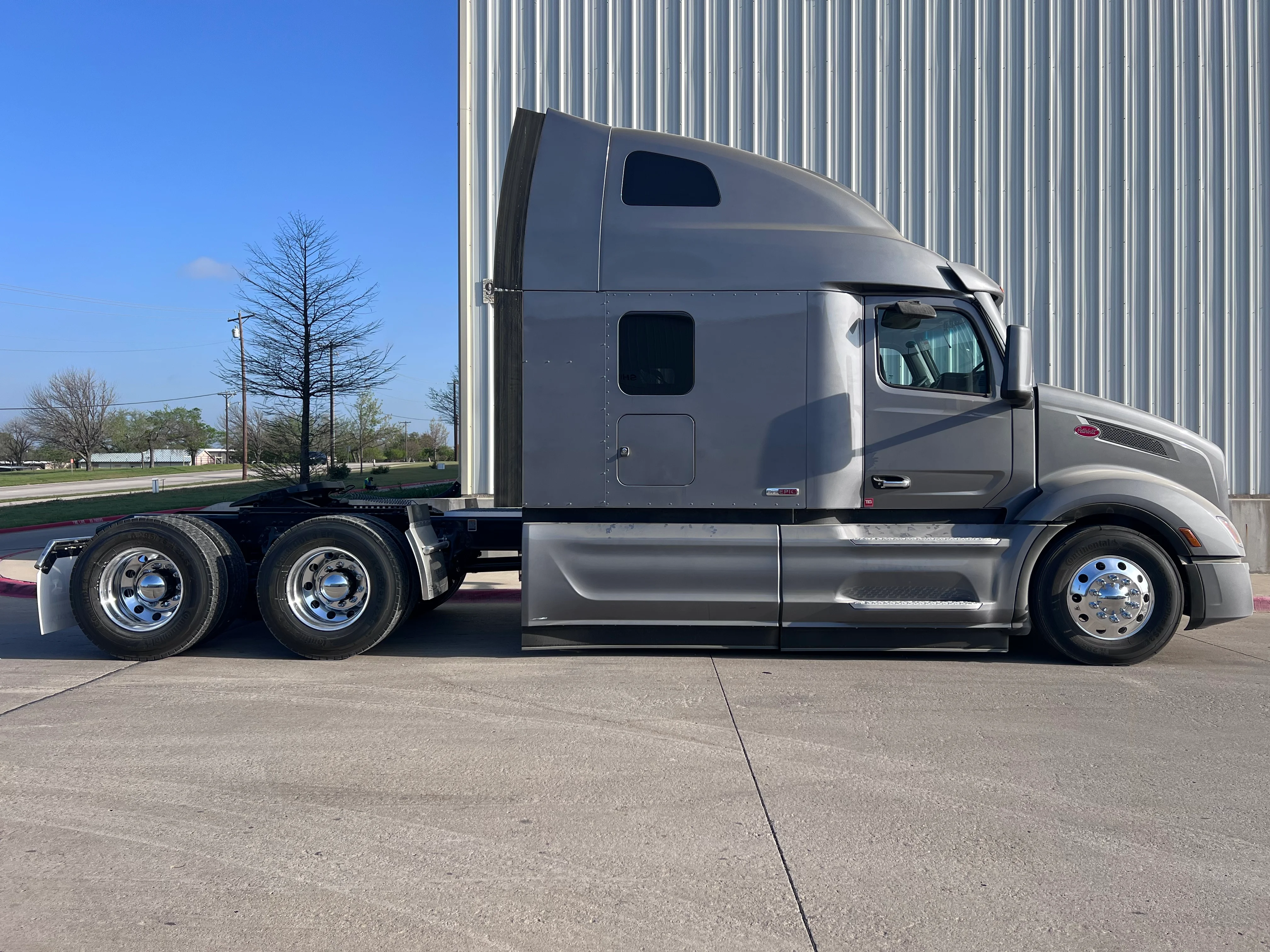 2027 Peterbilt 579 in Joplin, MO — photo 6