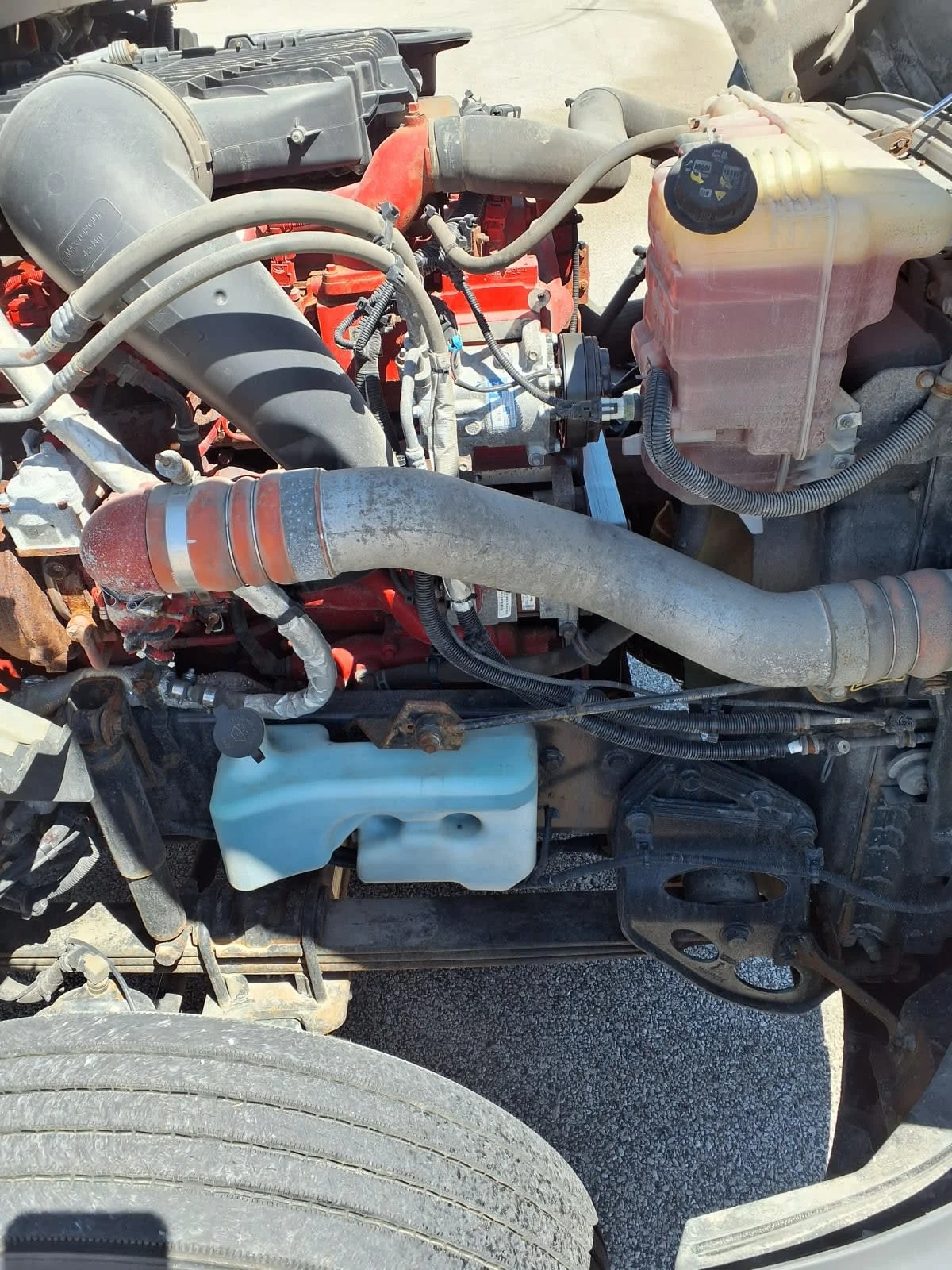 2019 International LT in Cleveland, OH — photo 10