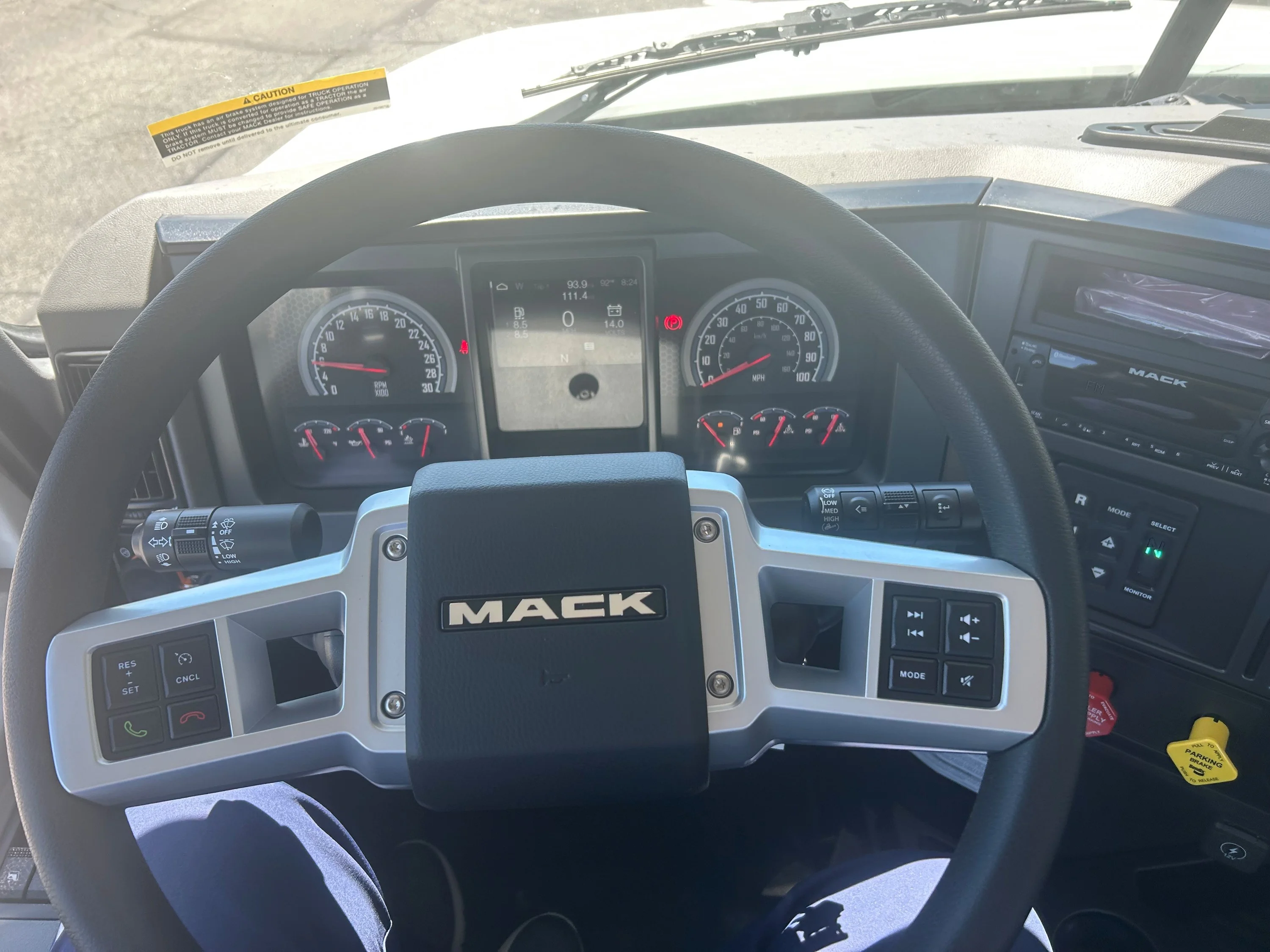 2027 Mack Granite in Cahokia, IL — photo 6