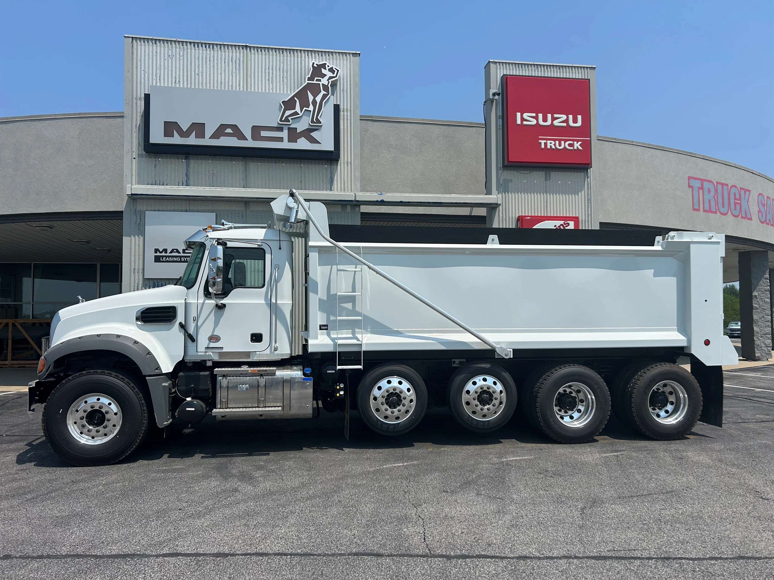 2027 Mack Granite