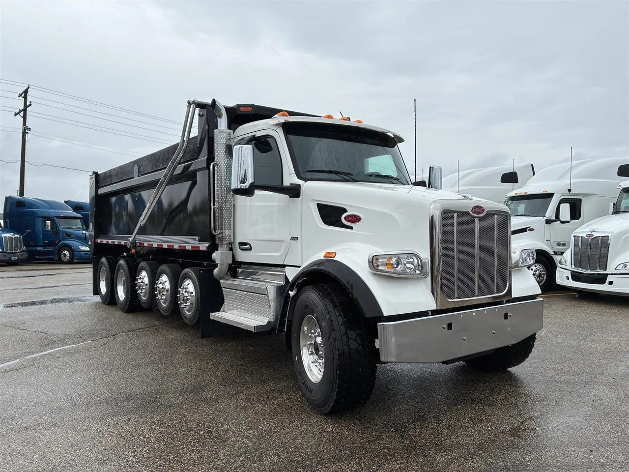 2026 Peterbilt 567 in South St. Paul, MN — photo 4