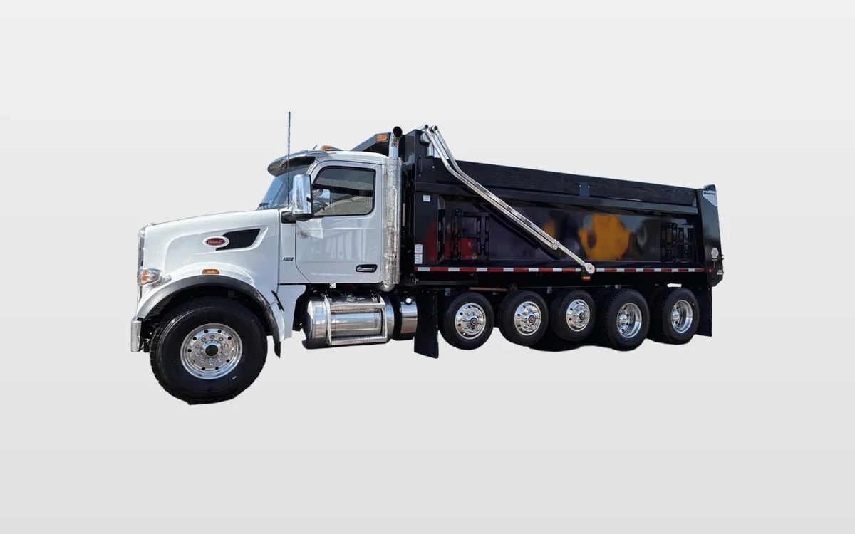 2026 Peterbilt 567 - image 1