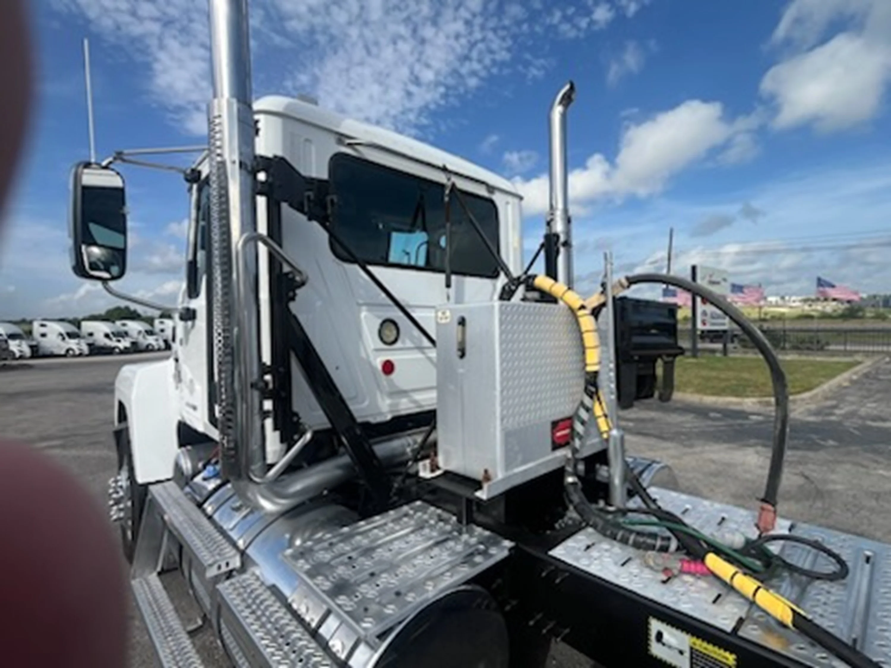 2022 Mack Pinnacle in Austin, TX — photo 6