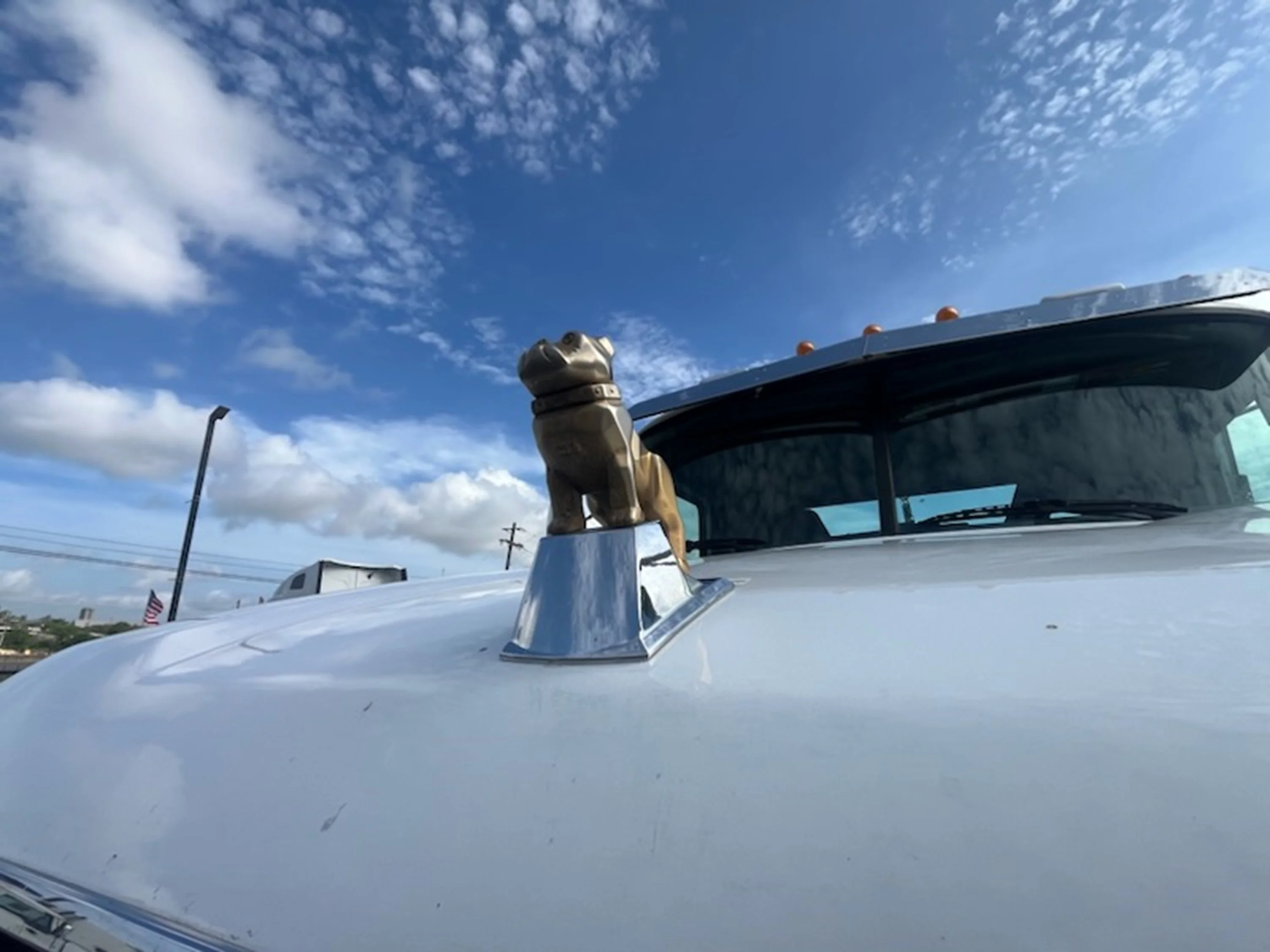2022 Mack Pinnacle in Austin, TX — photo 9