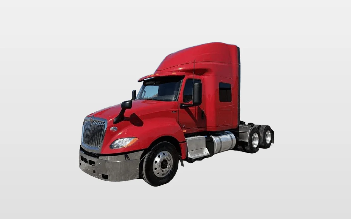 2021 International LT - image 1