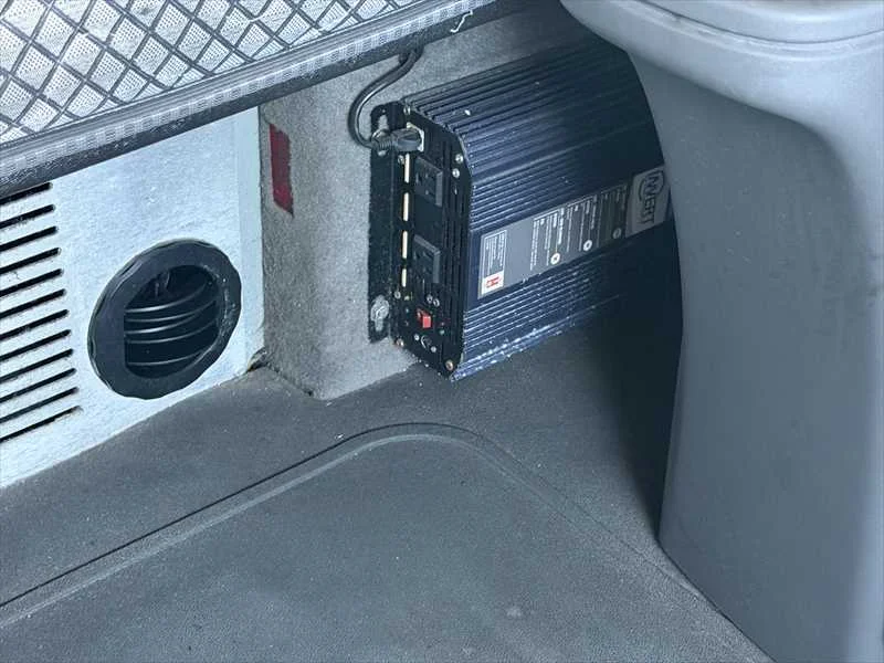 2021 International LT in Memphis, TN — photo 19