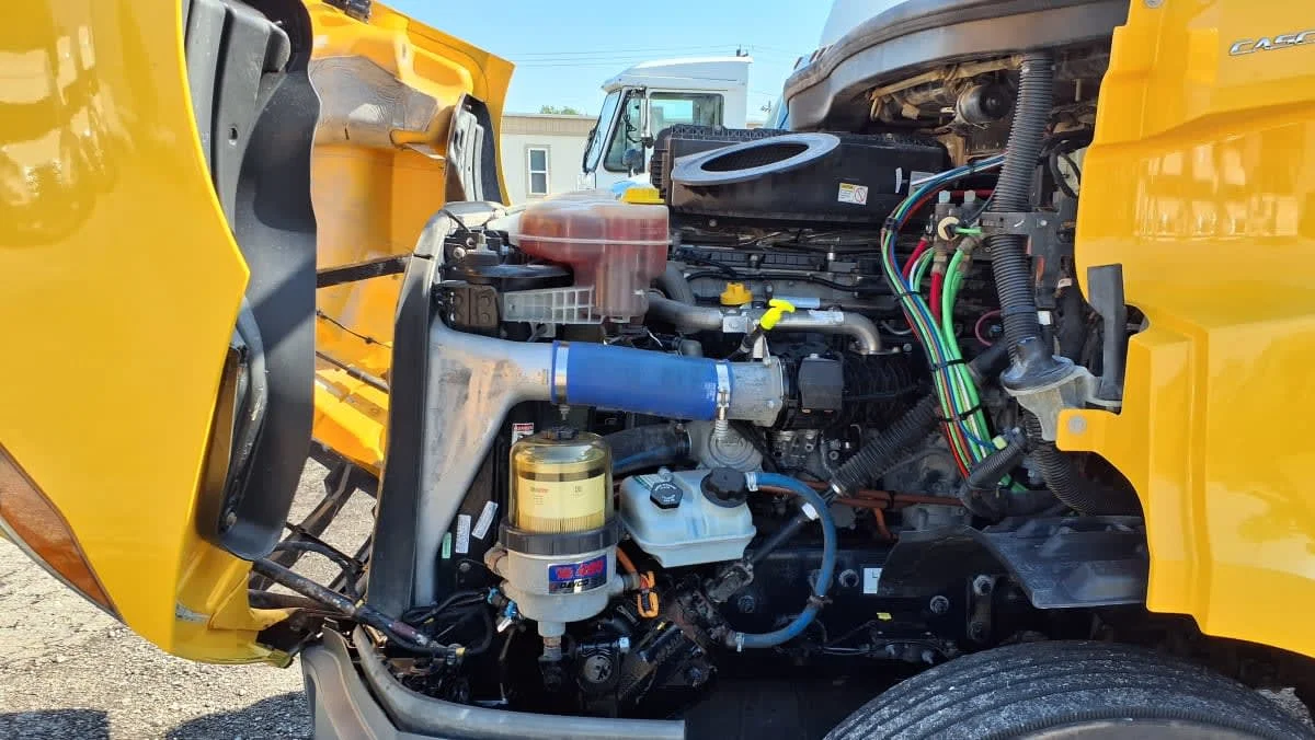 2020 Freightliner Cascadia in West Chester, OH — photo 8