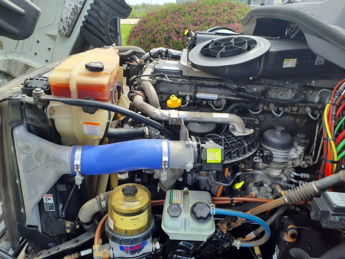 2020 Freightliner Cascadia in Altoona, IA — photo 9
