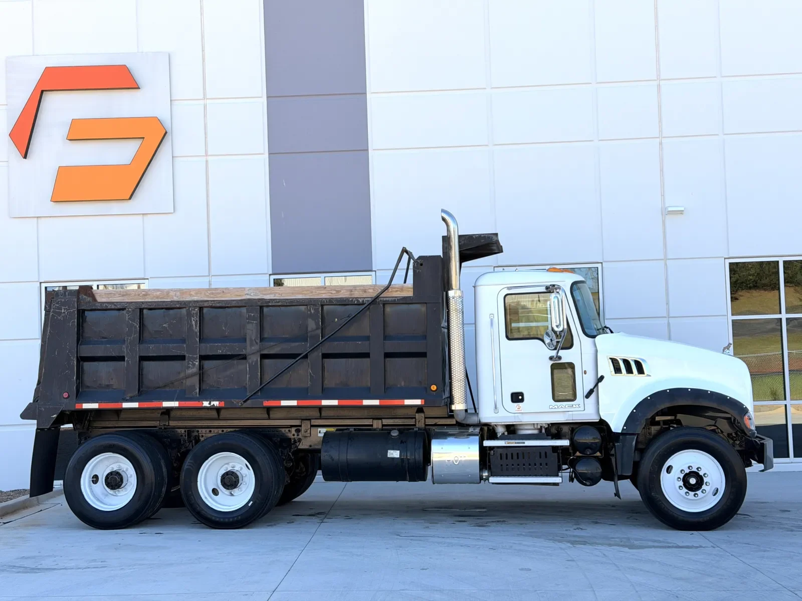 2013 Mack Granite in Greer, SC — photo 4