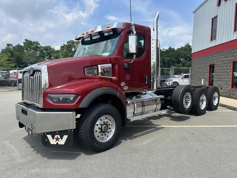 2026 Western Star 49X in Pittsburgh, PA — photo 9