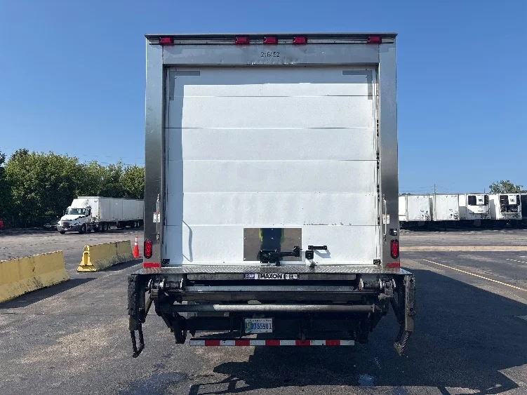 2019 Freightliner eM2 in Brook Park, OH — photo 7