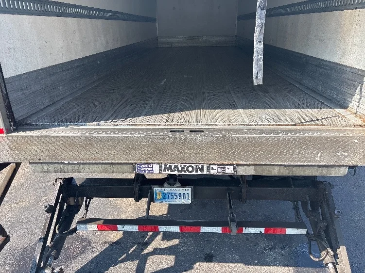 2019 Freightliner eM2 in Brook Park, OH — photo 10