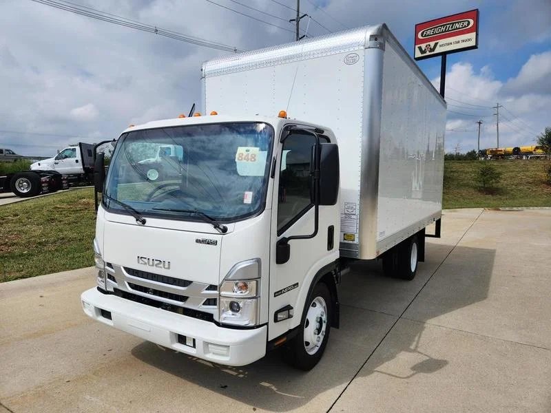 2026 Isuzu NPR - image 14
