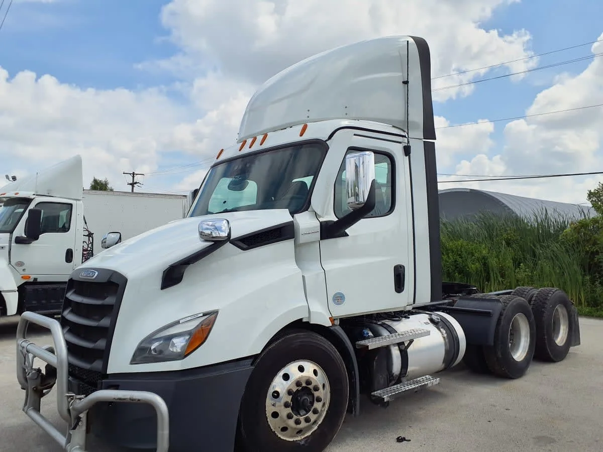 2023 Freightliner Cascadia