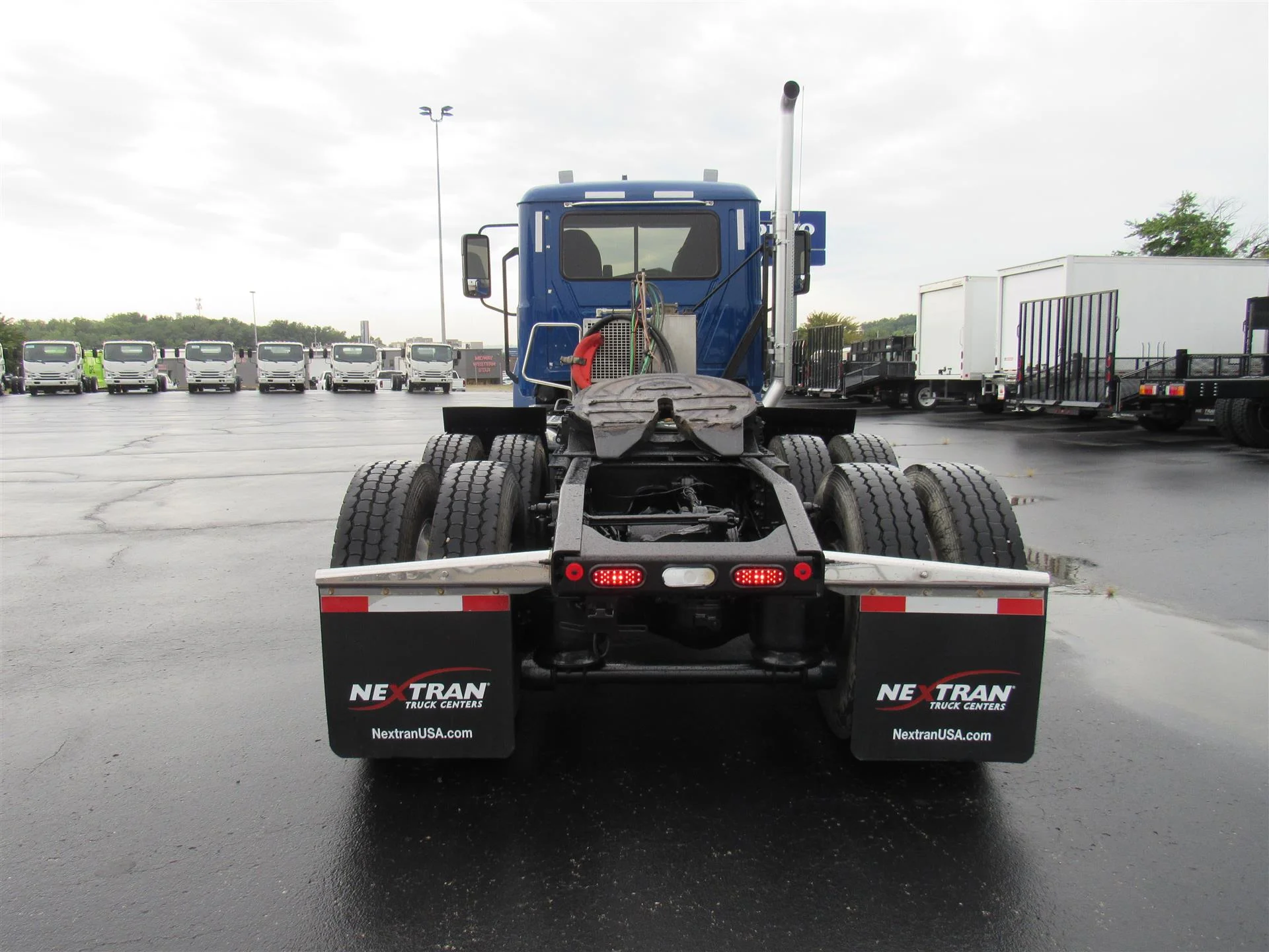 2022 Mack Pinnacle in Kansas City, MO — photo 5