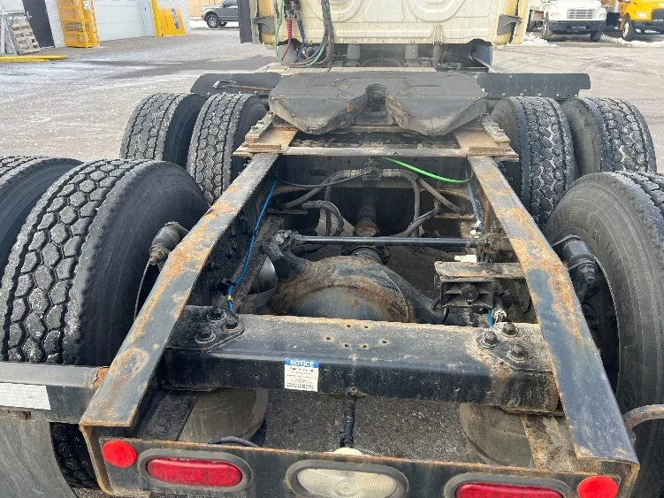 2021 Freightliner Cascadia - image 6